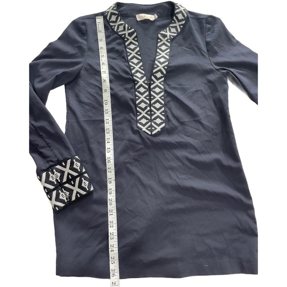 Tory Burch Ariana Tribal Embroidered Navy Tunic Size 0 EUC - Picture 3 of 11